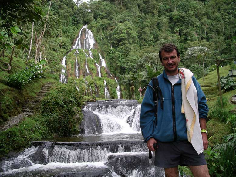 los vigilantes de la playa....donde esta Pamela Anderson...